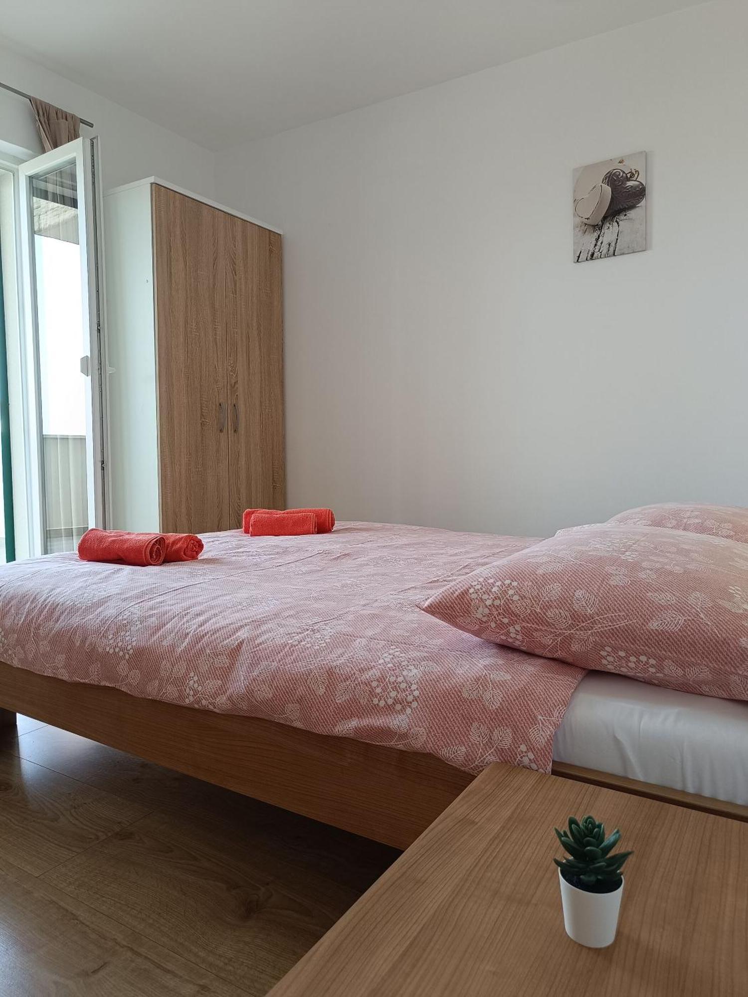 Antonia Apartmán *